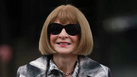 buy anna wintour chanel sunglasses|anna wintour without sunglasses.